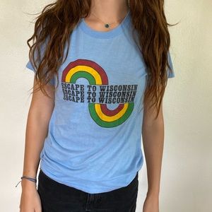 Vintage Escape to Wisconsin Tshirt XS-Small